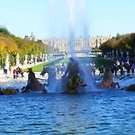 Les Versaillaises Bed & Breakfast