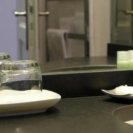 Les Versaillaises Bed and breakfast