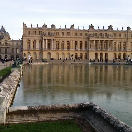 Panzió Les Versaillaises Versailles