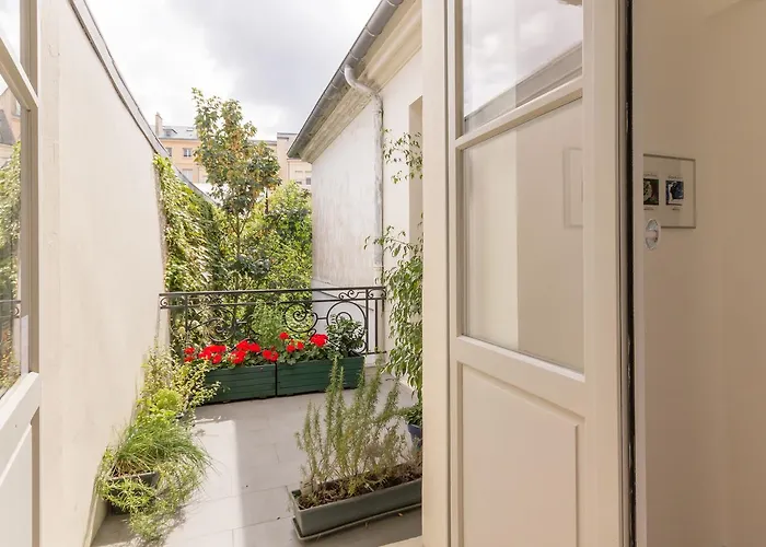 Les Versaillaises Panzió